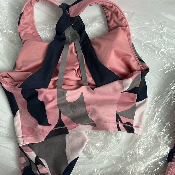 Ellie legging and sports bra Medium - Picture 10 of 13